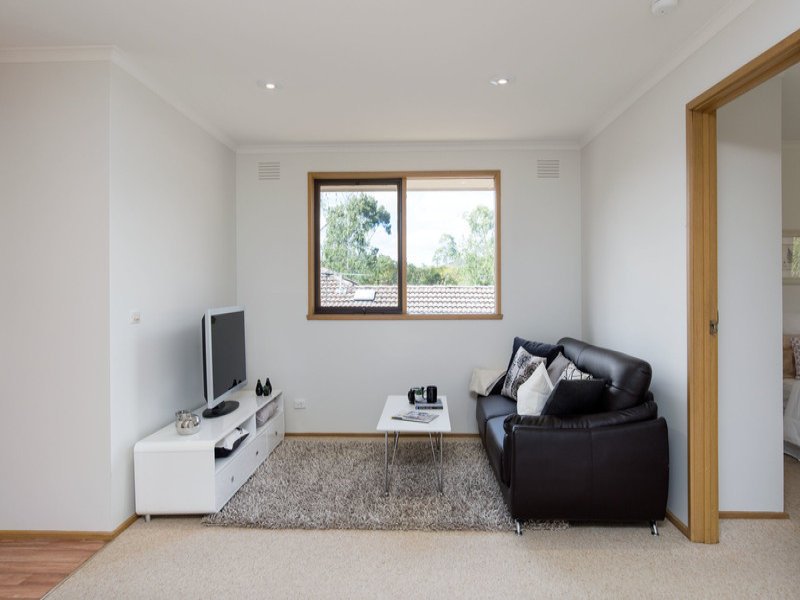 3 Handscombe Court, Croydon Hills image 5