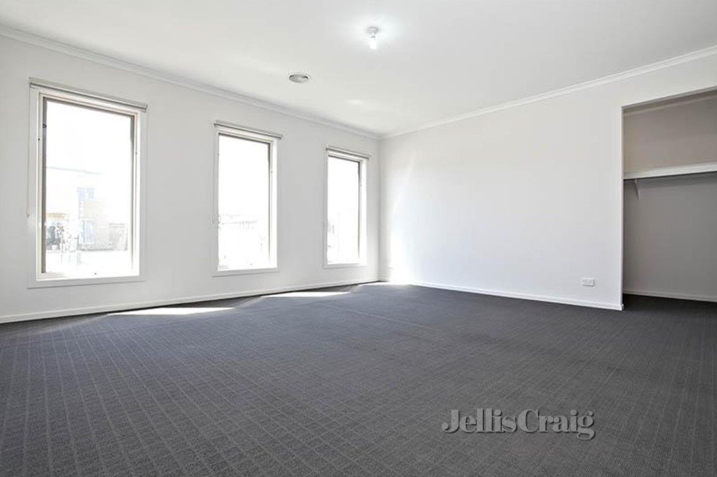 3 Hartland Road, Point Cook image 7