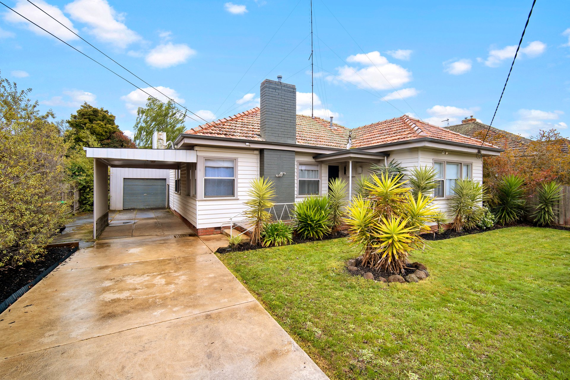 3 Hawthorn Grove, Wendouree image 1