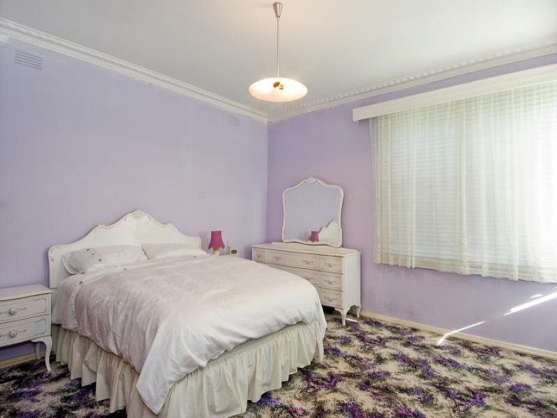 3 Hazel Street, Belmont image 5