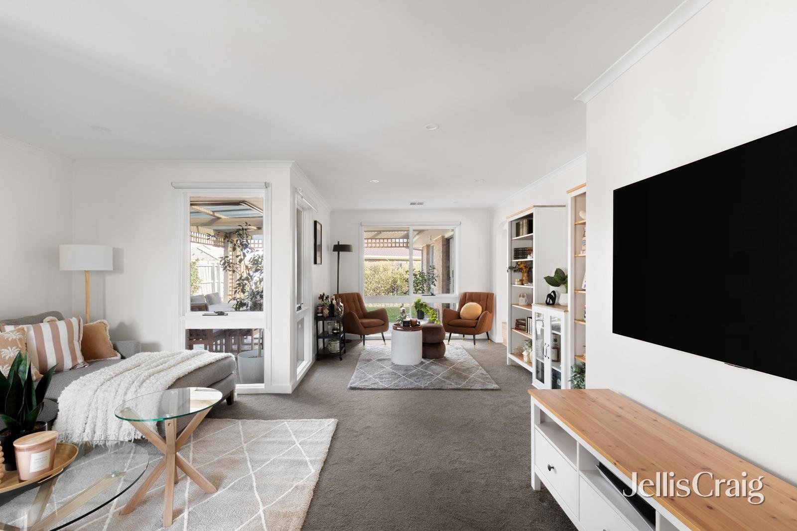 3 Heritage Drive, Mill&nbsp;Park image 2