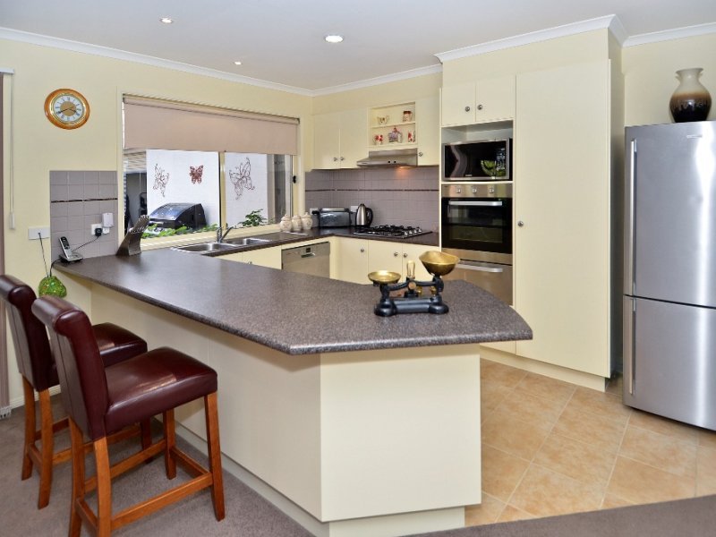 3 Heywood Court, Leopold image 6