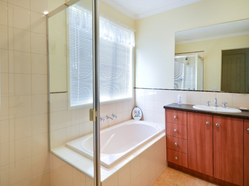 3 Heywood Court, Leopold image 12