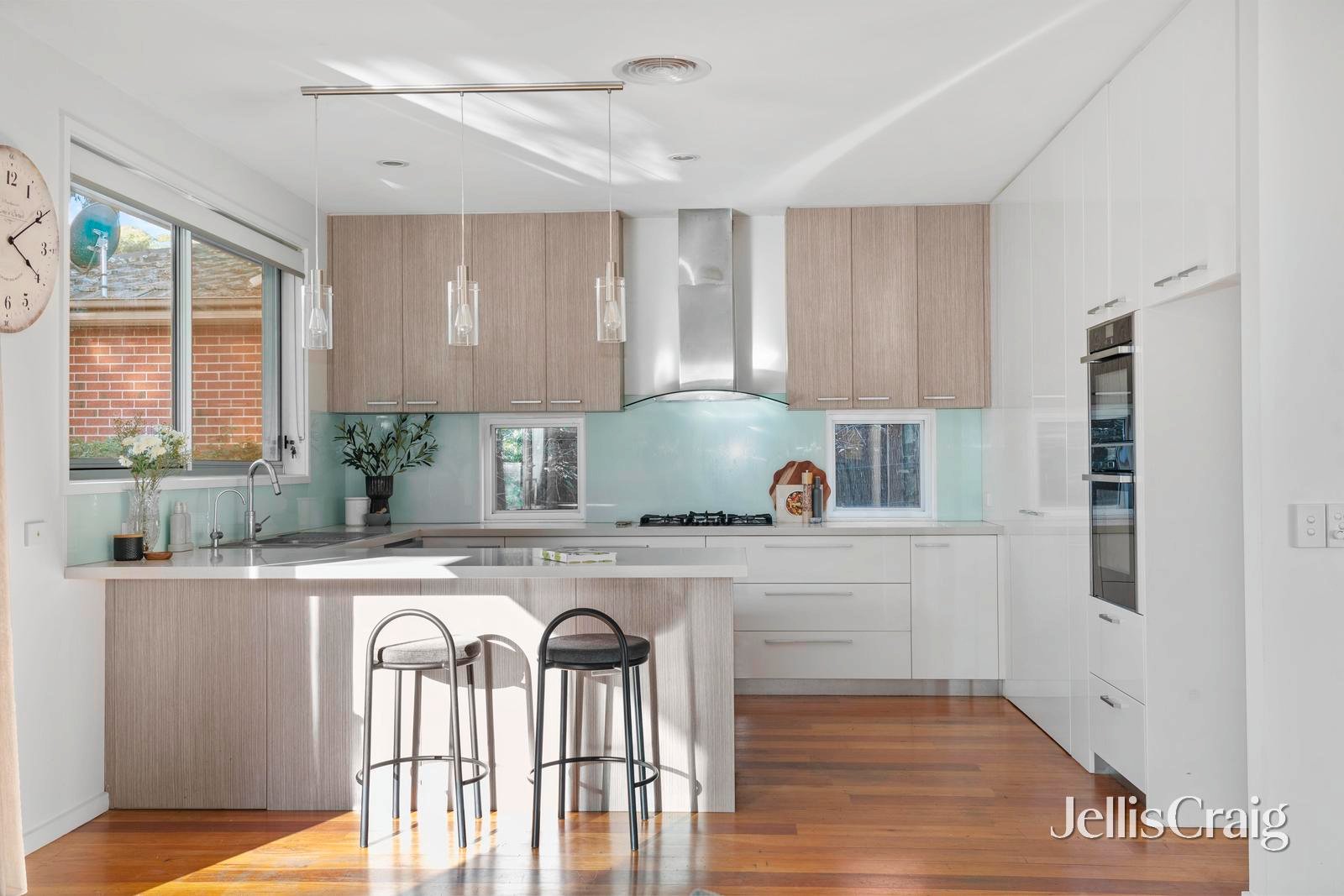 3 Hill Mews, Eltham image 6