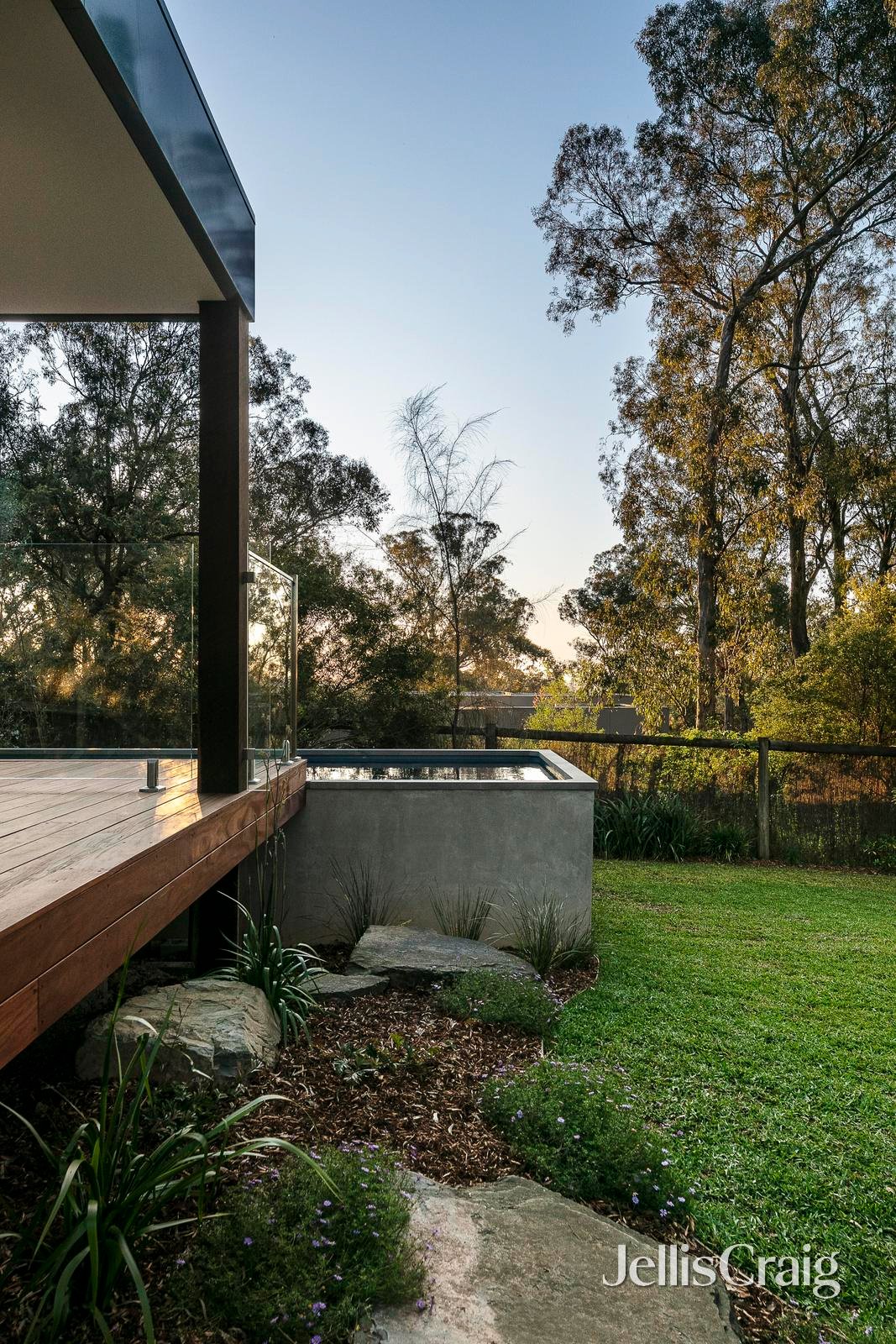 3 Hill Mews, Eltham image 13