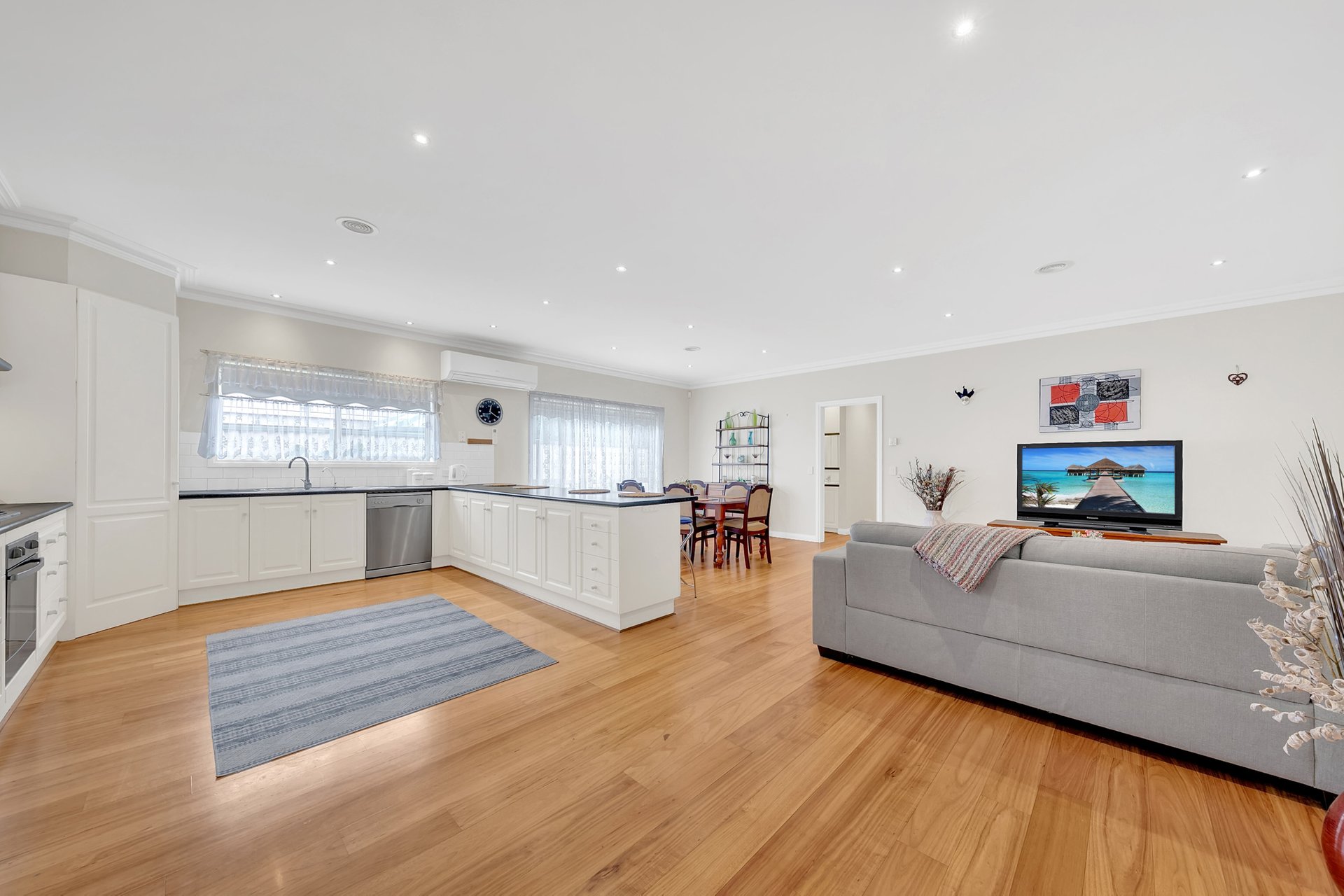 3 Hipwell Court, Lovely Banks image 7