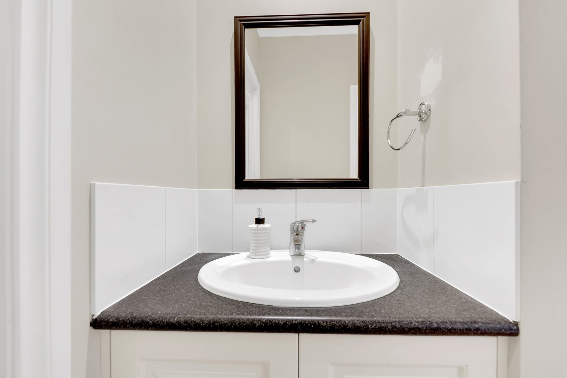 3 Hipwell Court, Lovely Banks image 12