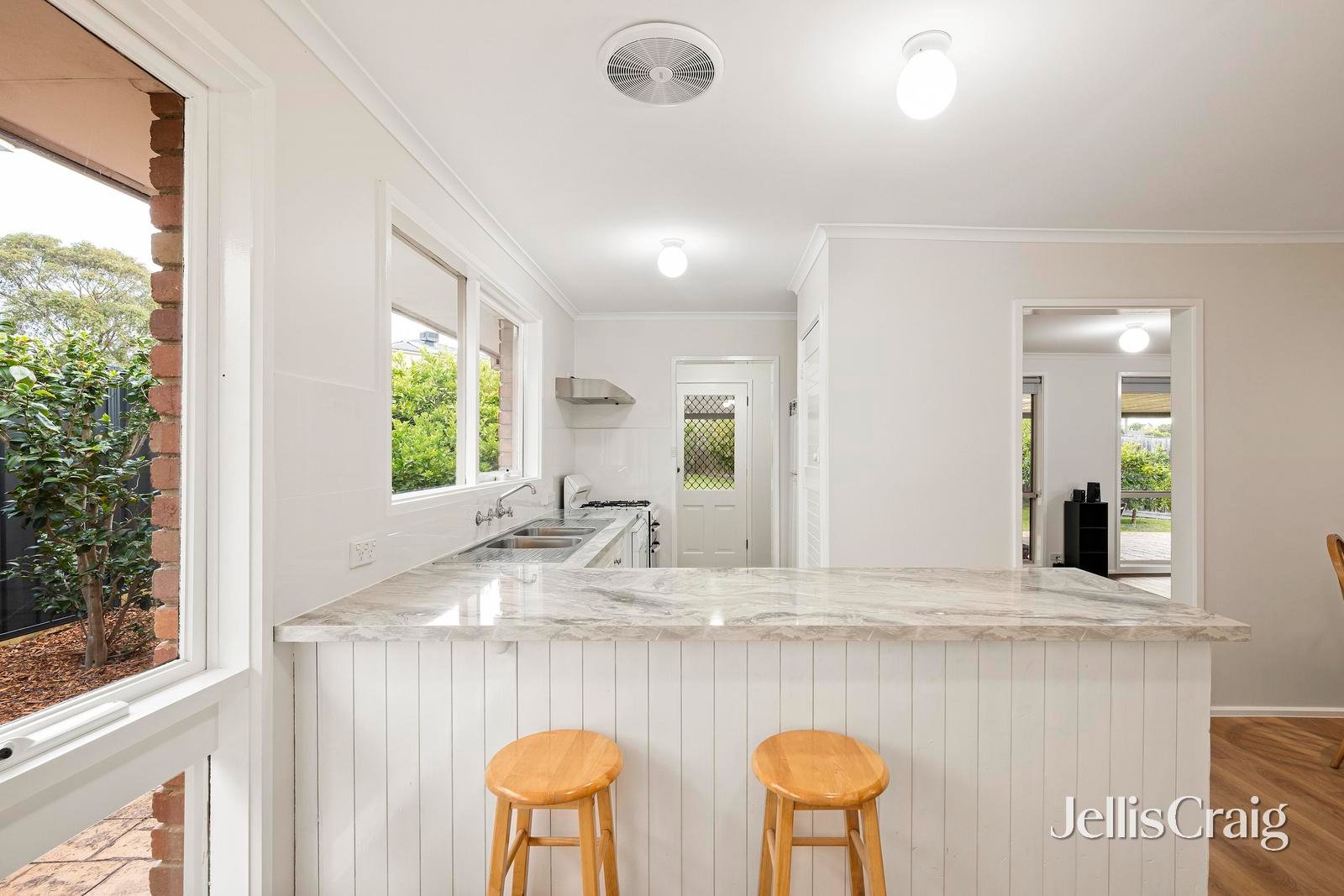 3 Hoad Court, Wantirna image 3