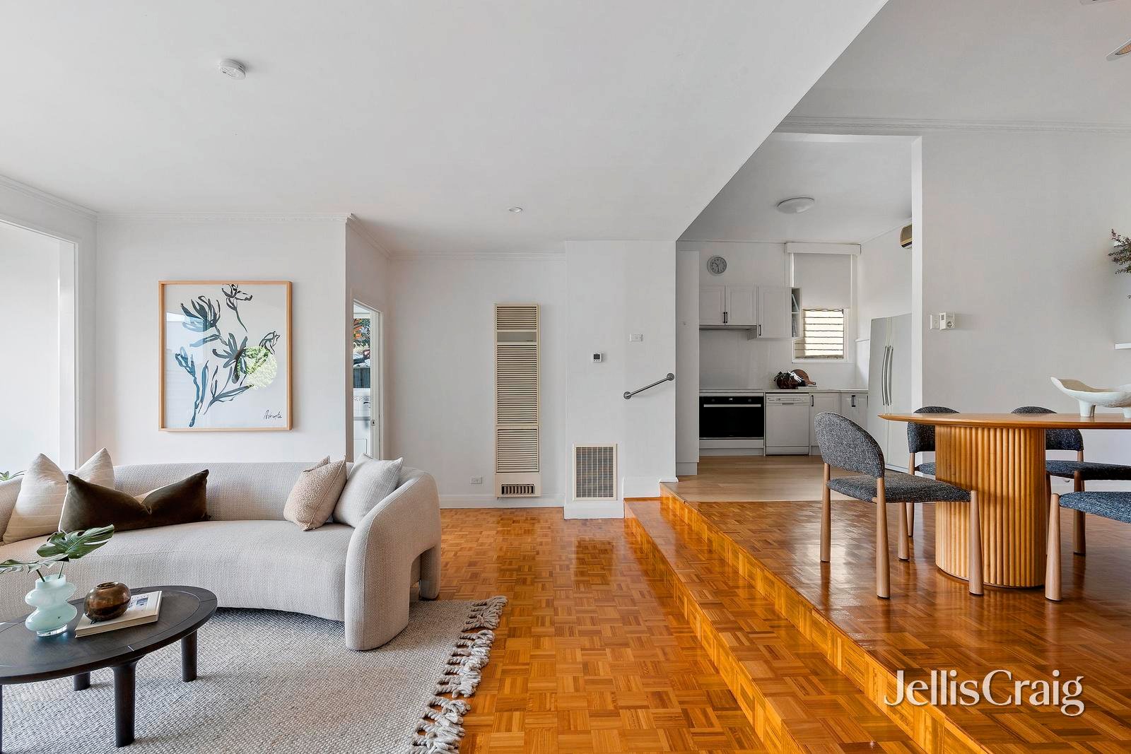 3 Holyrood Avenue, Strathmore image 4