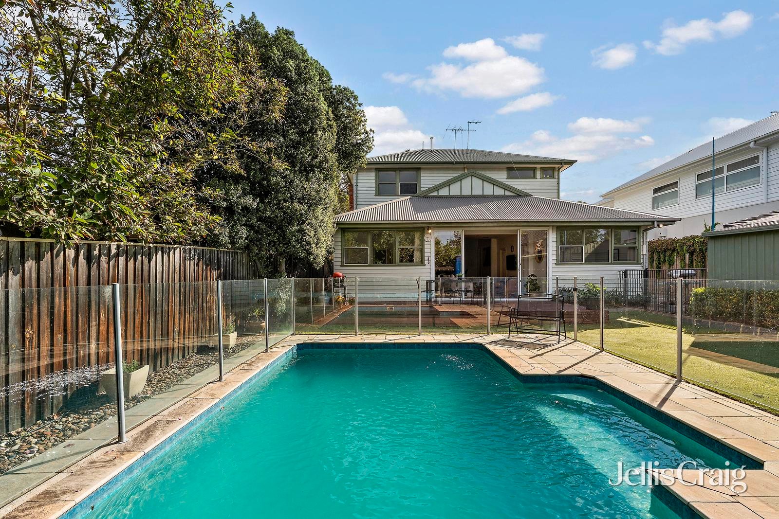 3 Holyrood Avenue, Strathmore image 15