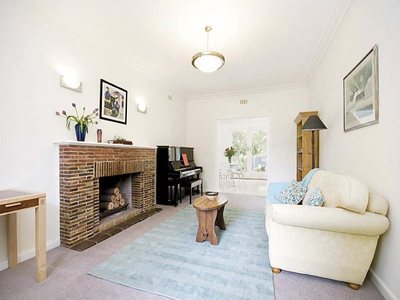 3 Hunt Street, Balwyn North image 2