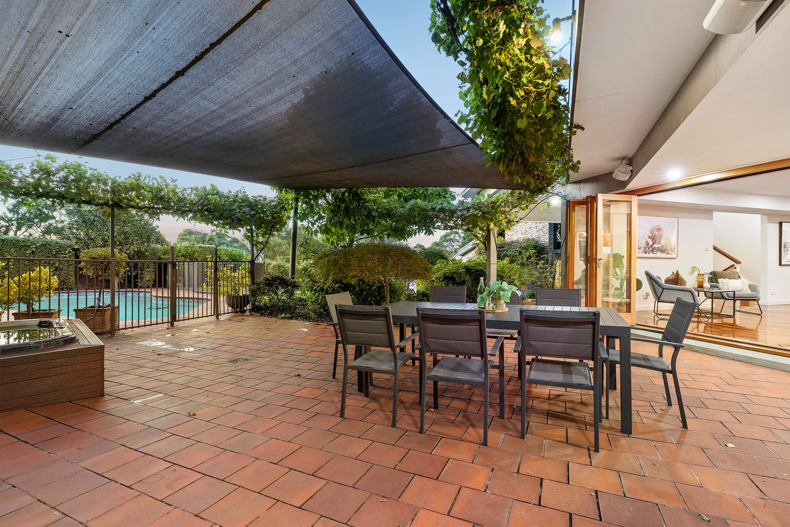 Property Gallery - Main Image