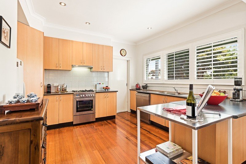 3 Illoura Avenue, Ringwood&nbsp;East image 3