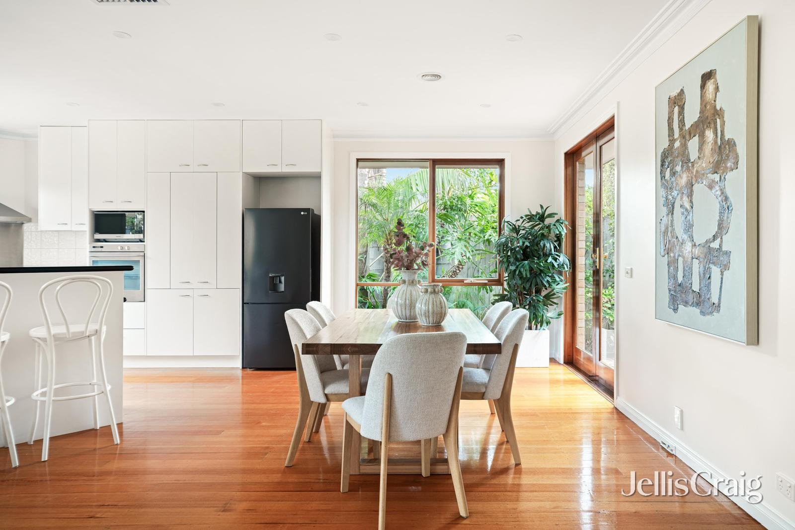 3 Irene Court, Cheltenham image 5