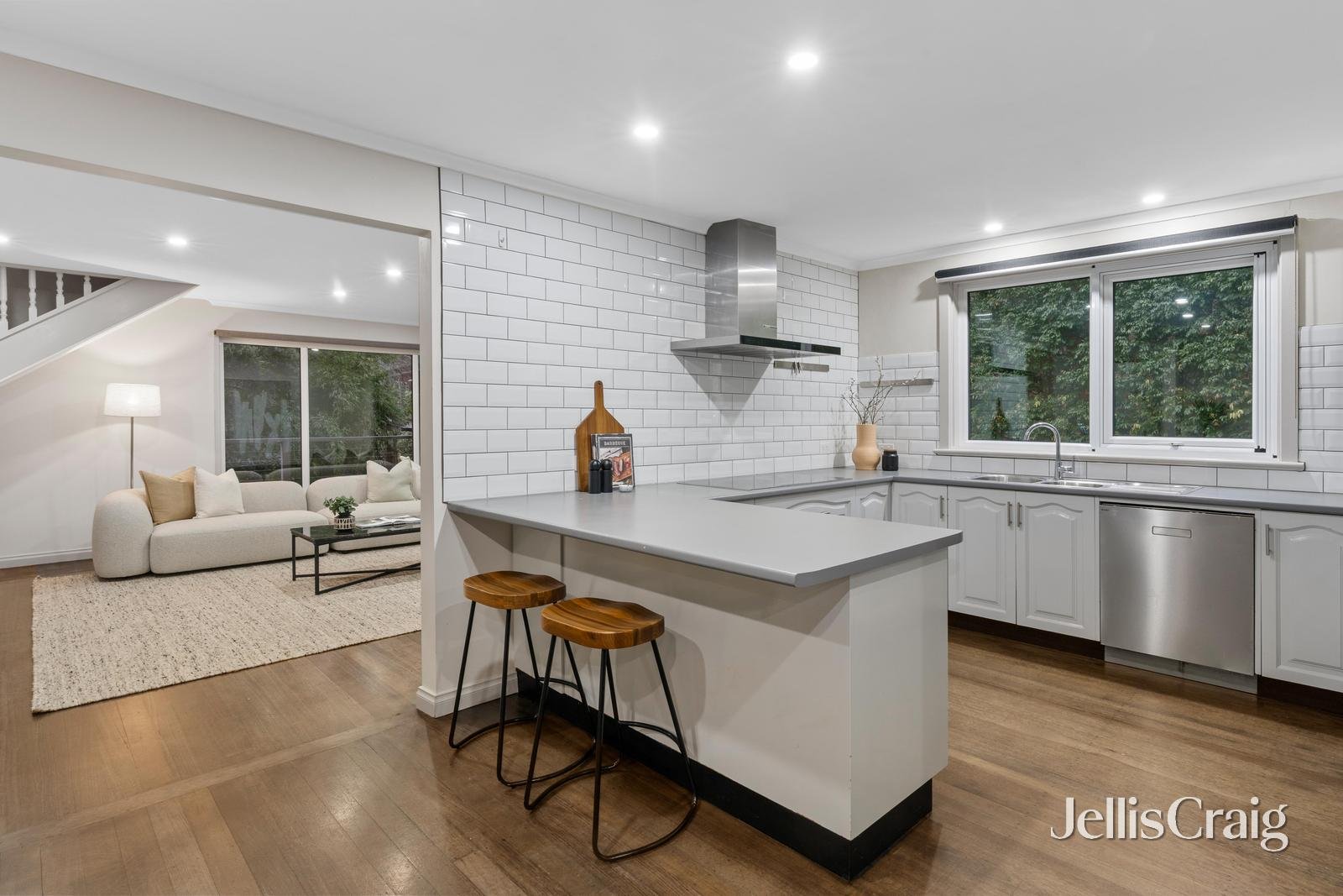 3 Ironbark Close, Eltham image 4