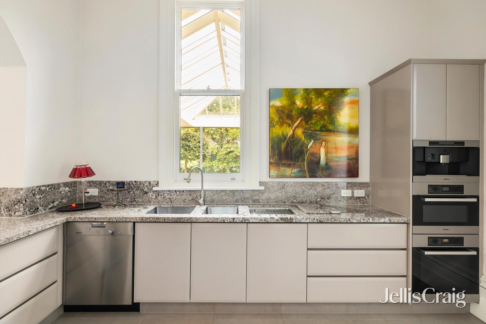 3 Isabella Street, Malvern image 5