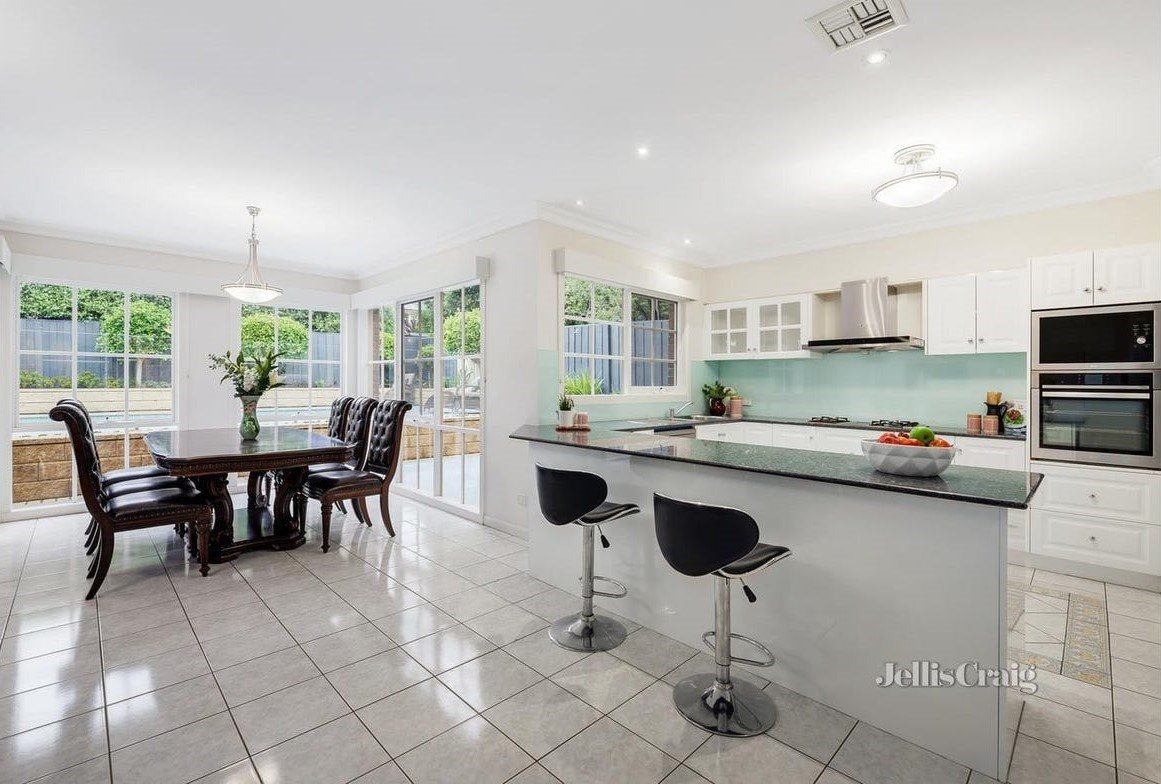 3 Jacks Place, Ringwood image 3