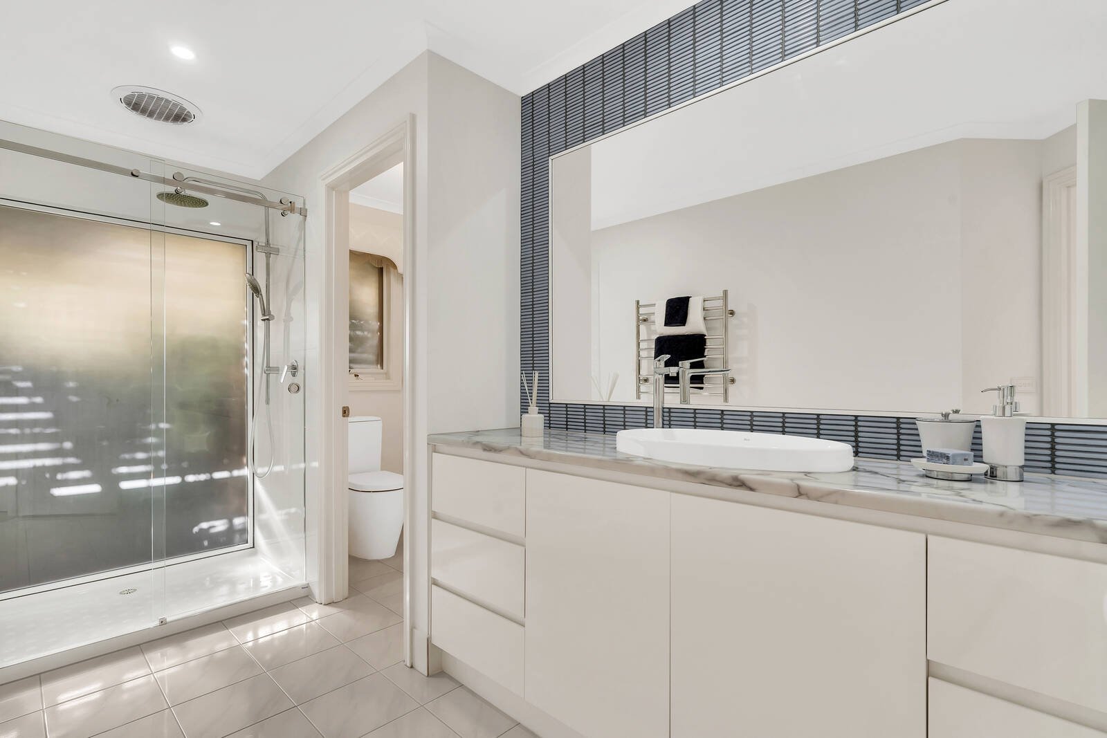 Property Gallery Thumbnail 15