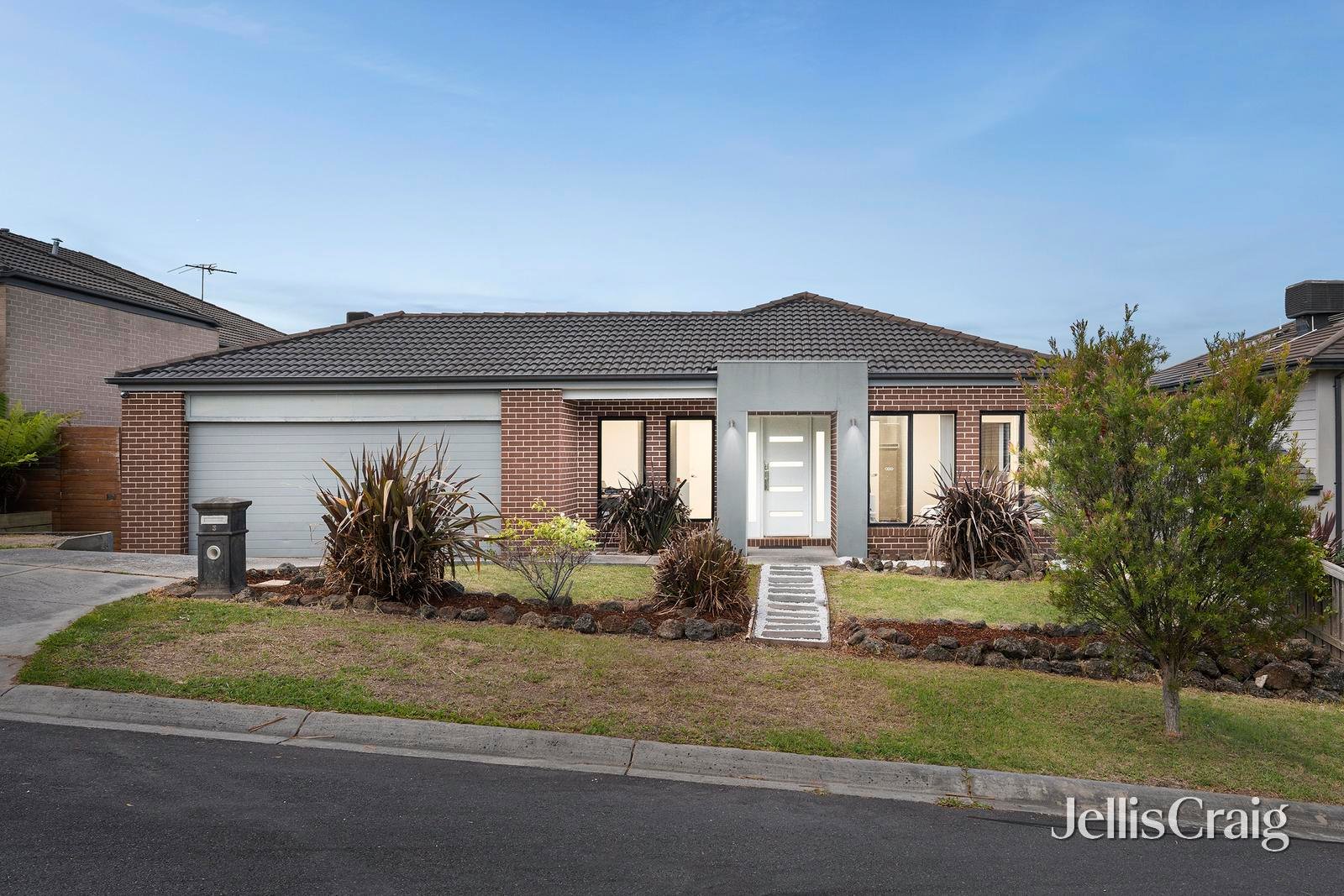 3 James Hosie Court, Bayswater North image 1
