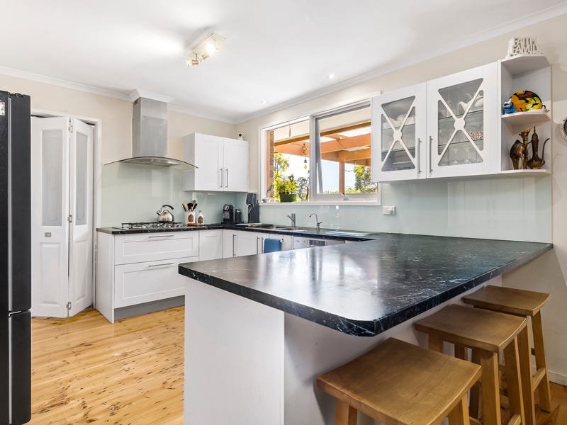Property Gallery Thumbnail 6