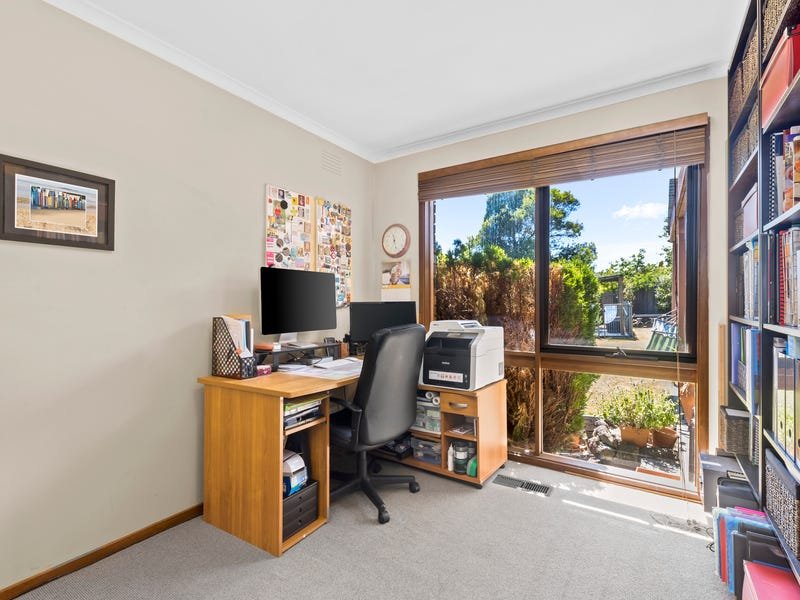 Property Gallery Thumbnail 8