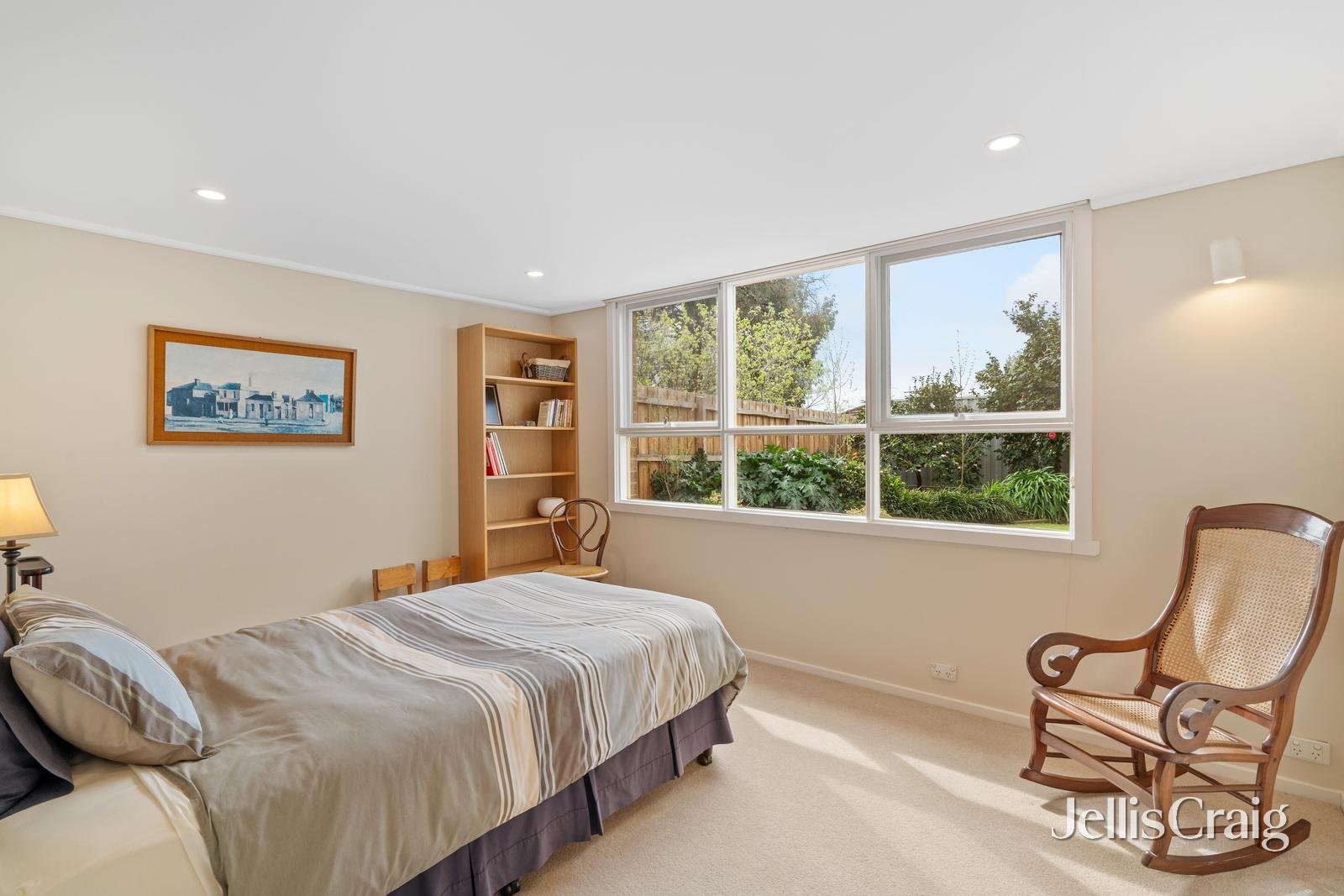 3 Jolie Vue Road, Balwyn North image 8