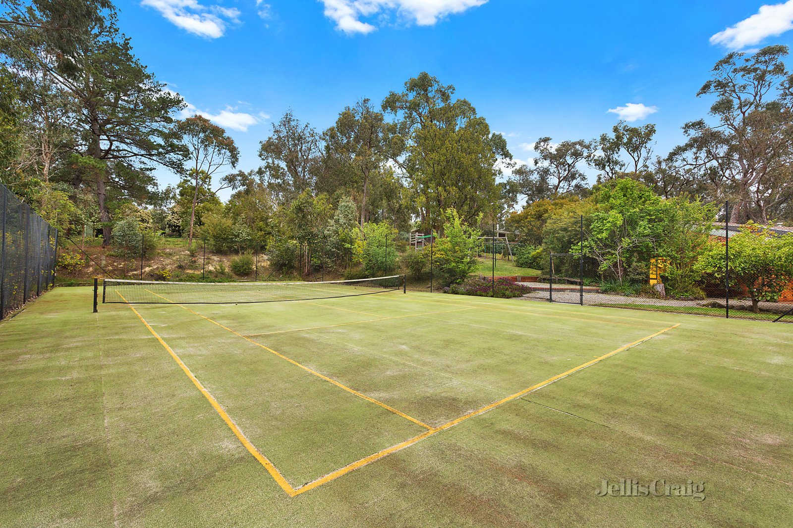 3 Joseph Court, Park Orchards image 6