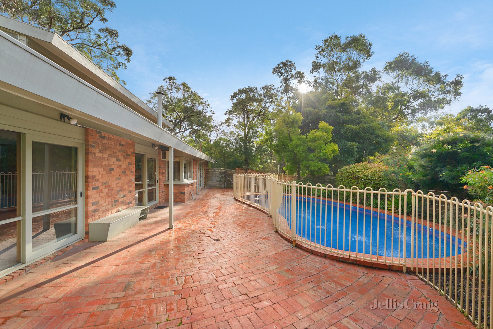 3 Joseph Court, Park Orchards image 7