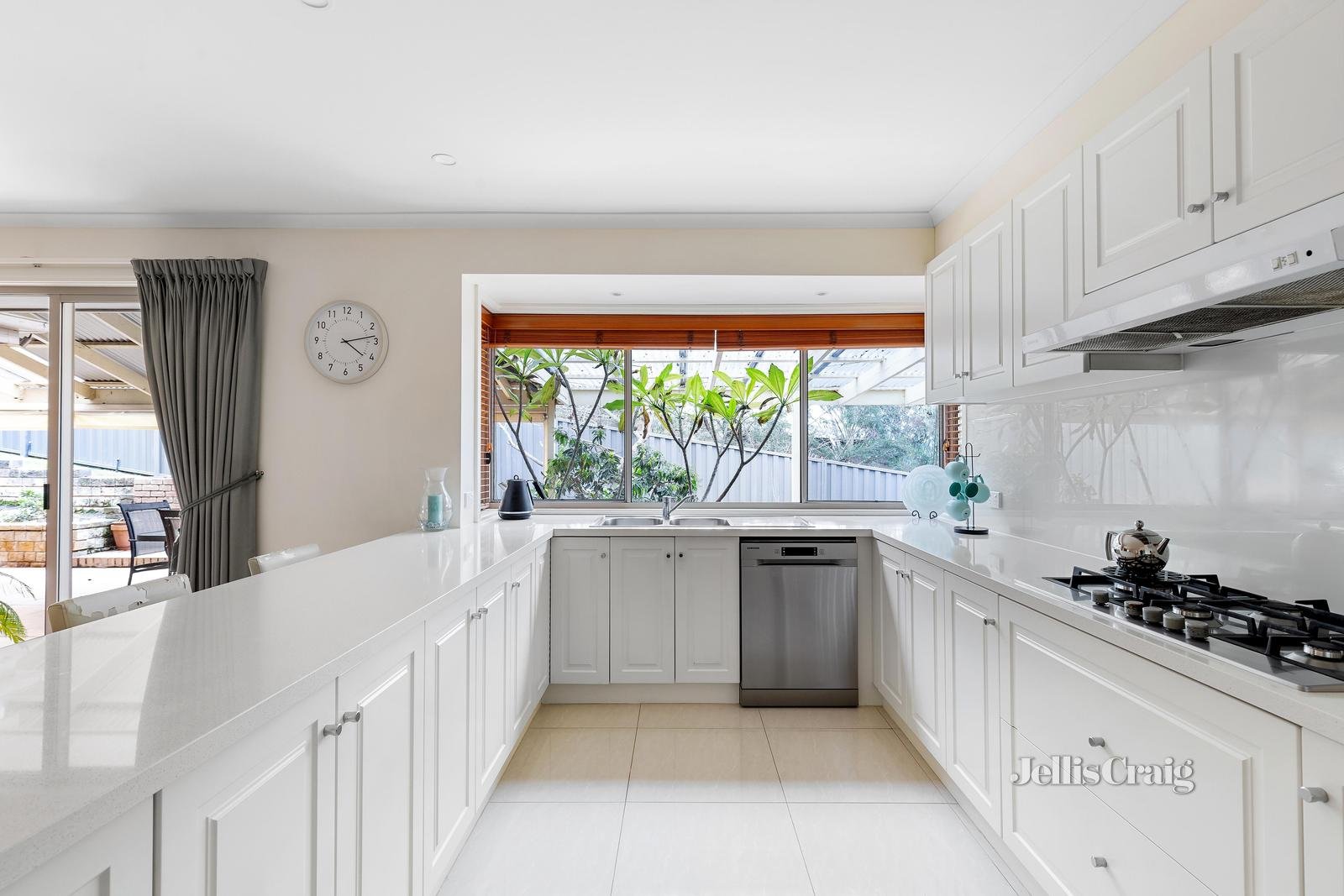 3 Julian Ashton Place, Diamond Creek image 3