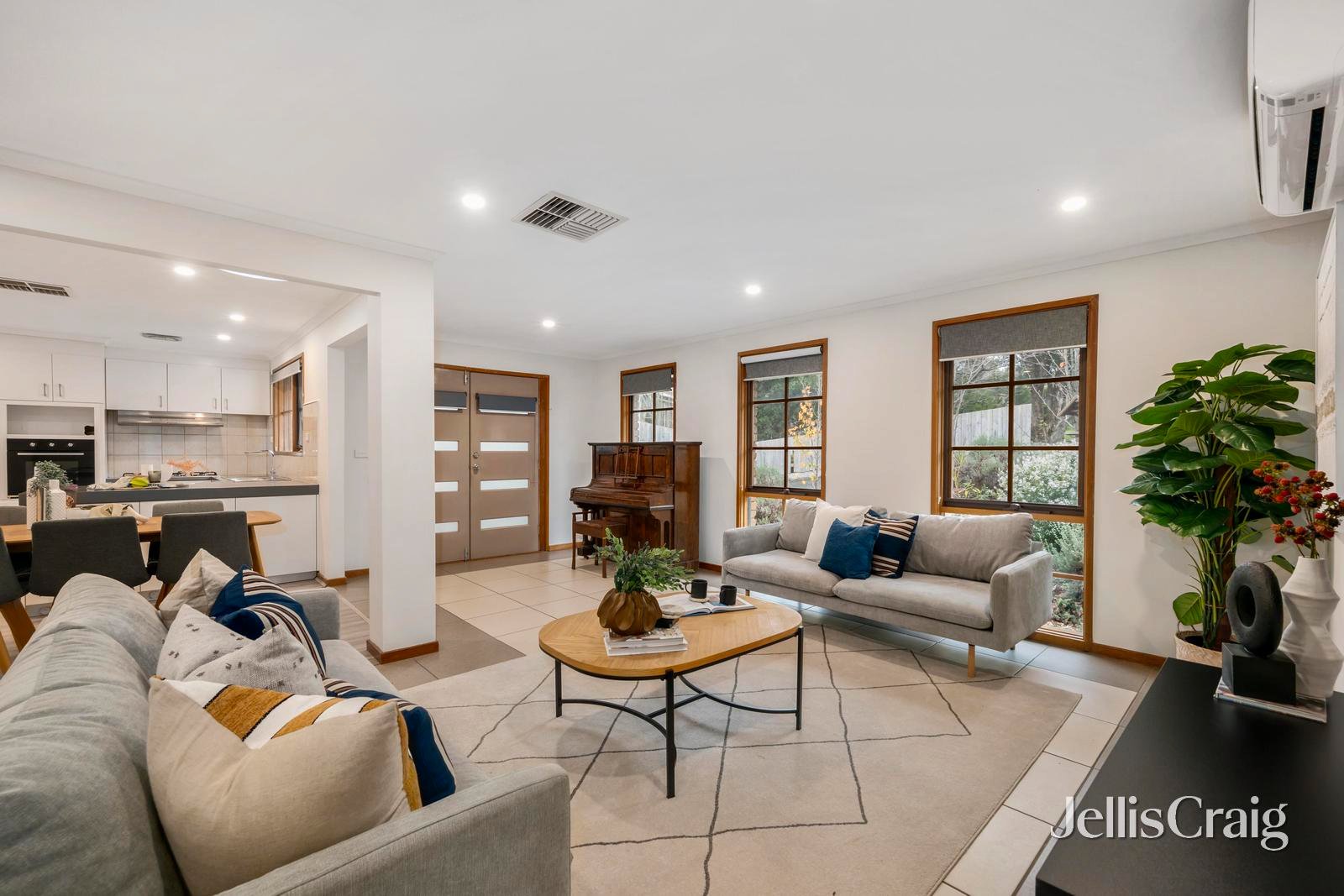 3 Katrina Court, Mooroolbark image 2