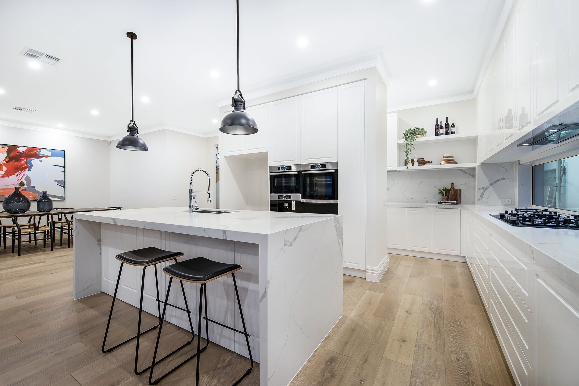 3 Kawana Crescent, Glen Waverley image 3