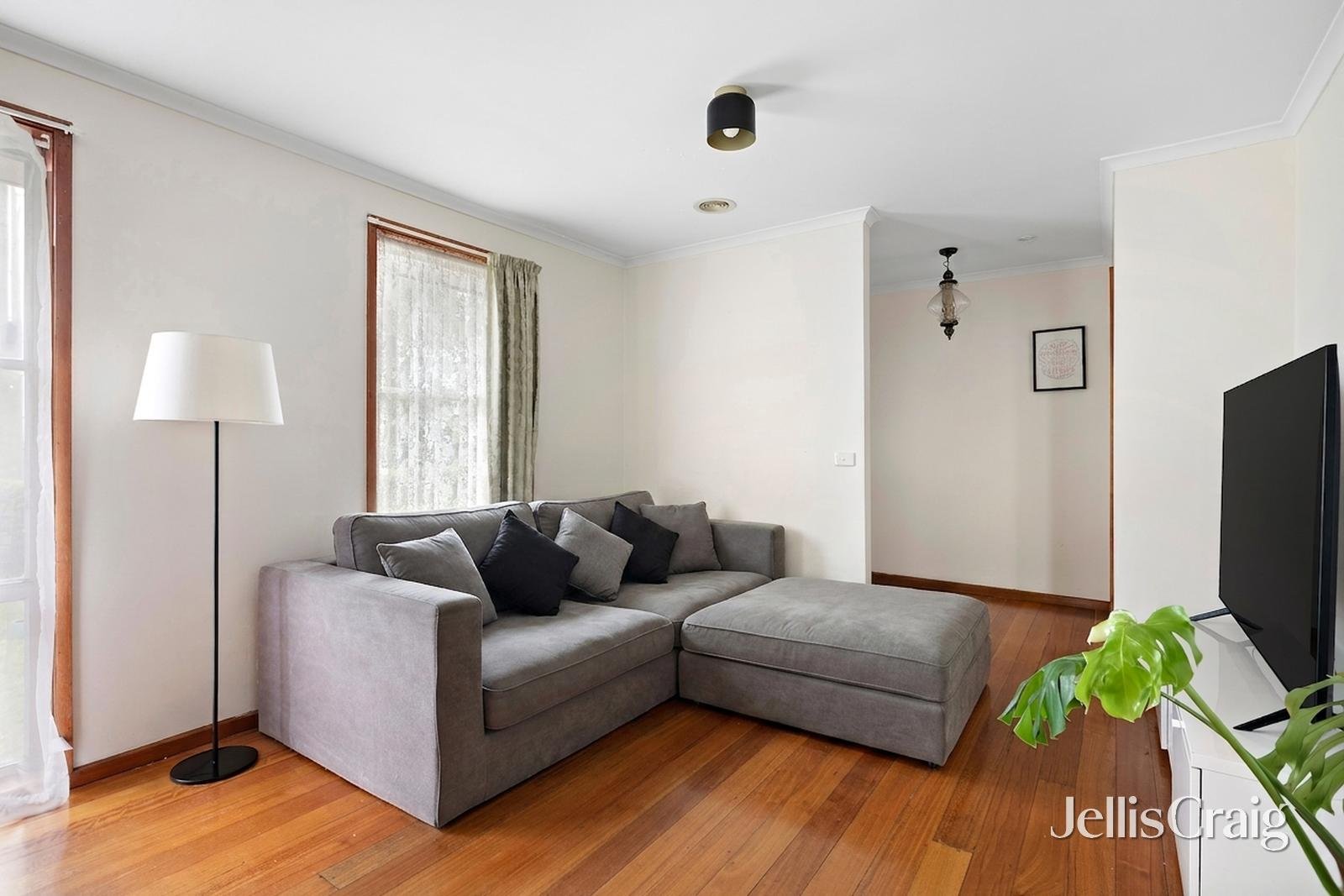 3 Kay Court, Sunshine&nbsp;West image 2