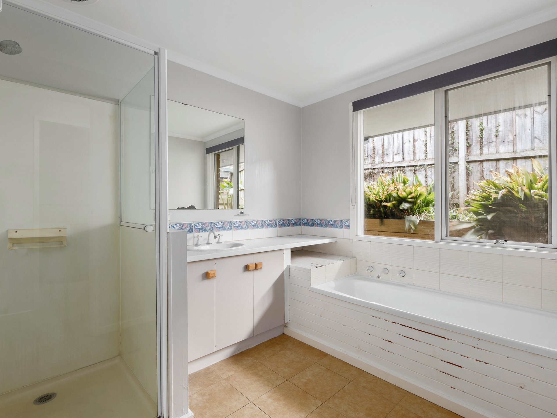 Property Gallery Thumbnail 4