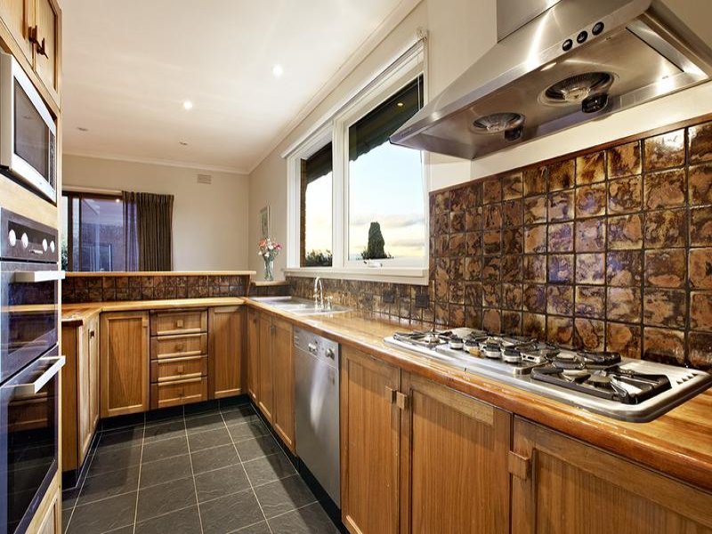 3 Kelvinside Street, Balwyn North image 4