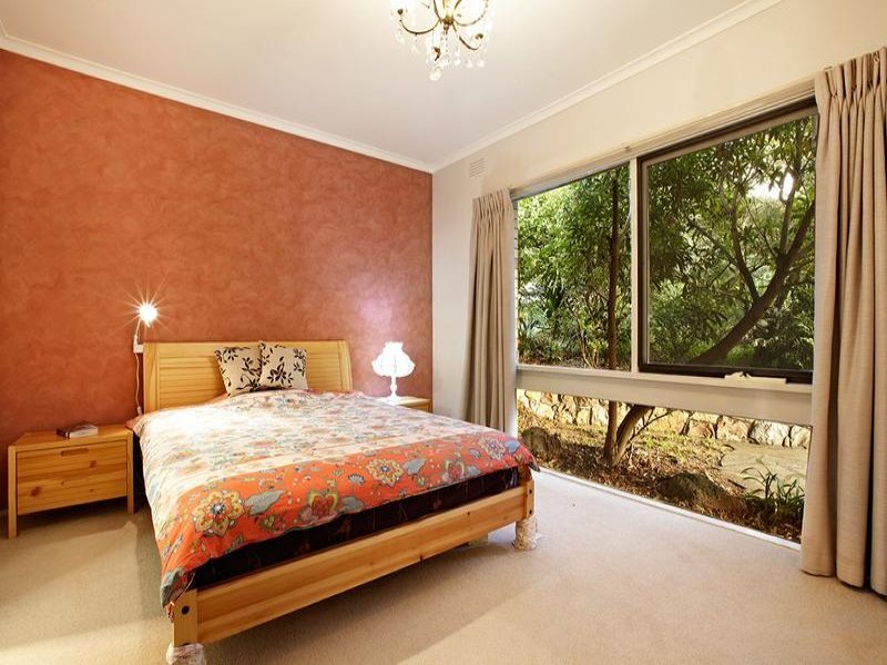 3 Kelvinside Street, Balwyn North image 6