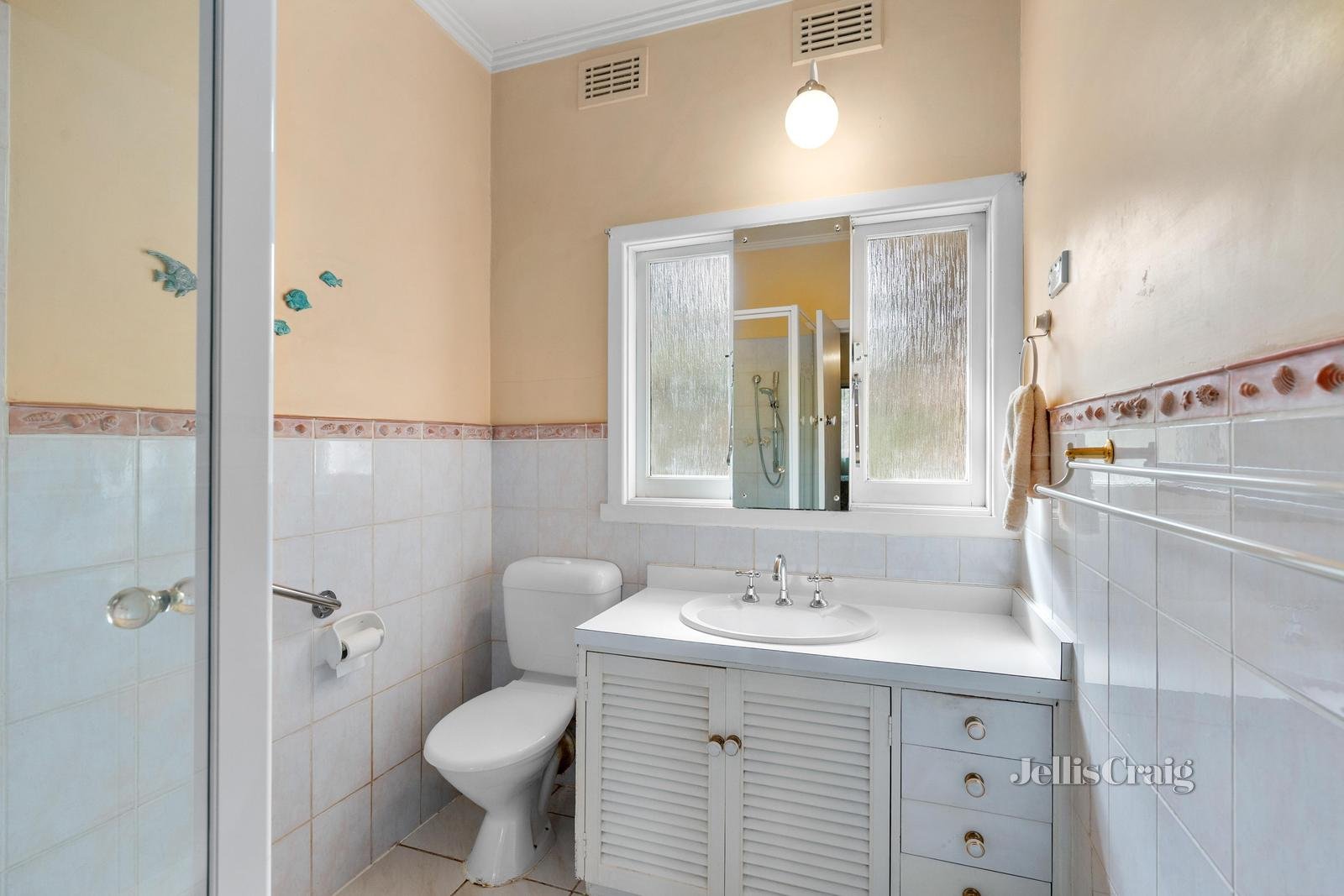 3 Kershaw Street, Bentleigh East image 7