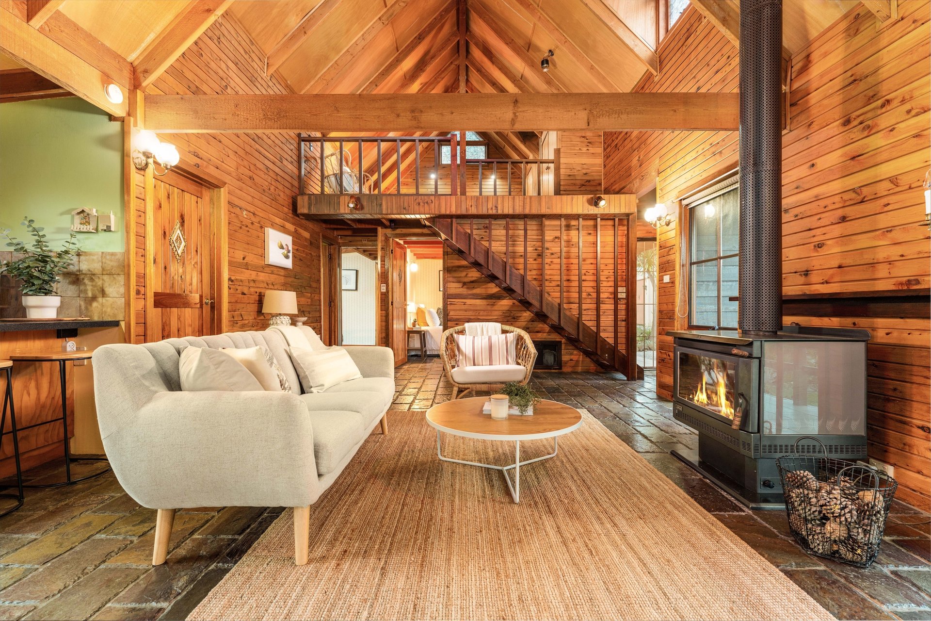 Property Gallery Thumbnail 3
