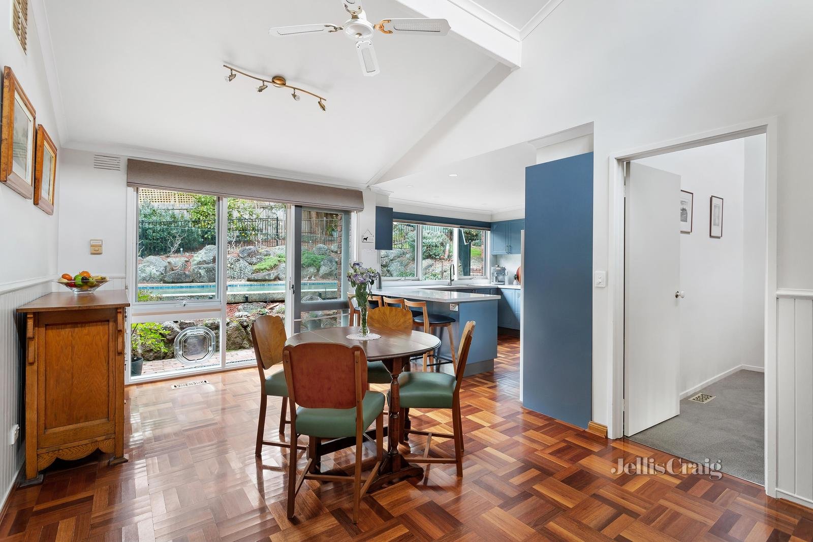 3 Laleham Court, Eltham image 3