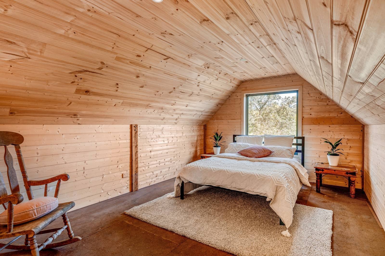 Property Gallery Thumbnail 14