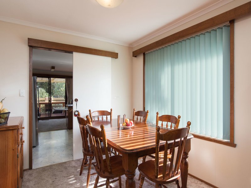 3 Larissa Court, Croydon image 5