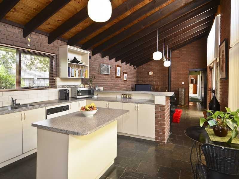 3 Lawrence Street, Leopold image 2