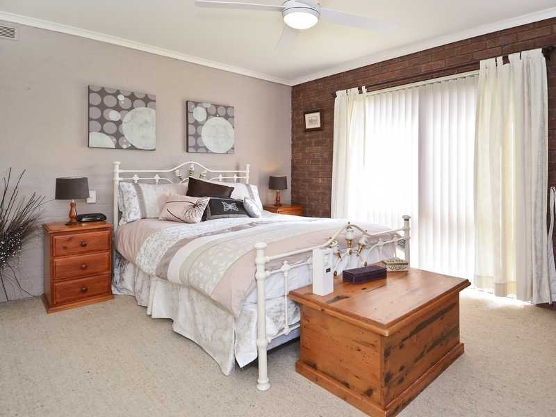 3 Lawrence Street, Leopold image 6