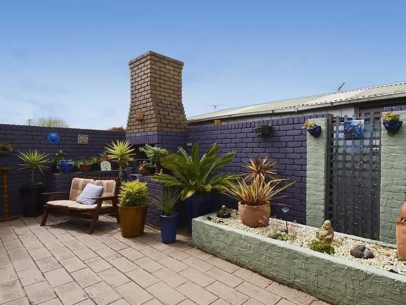 3 Lawrence Street, Leopold image 10