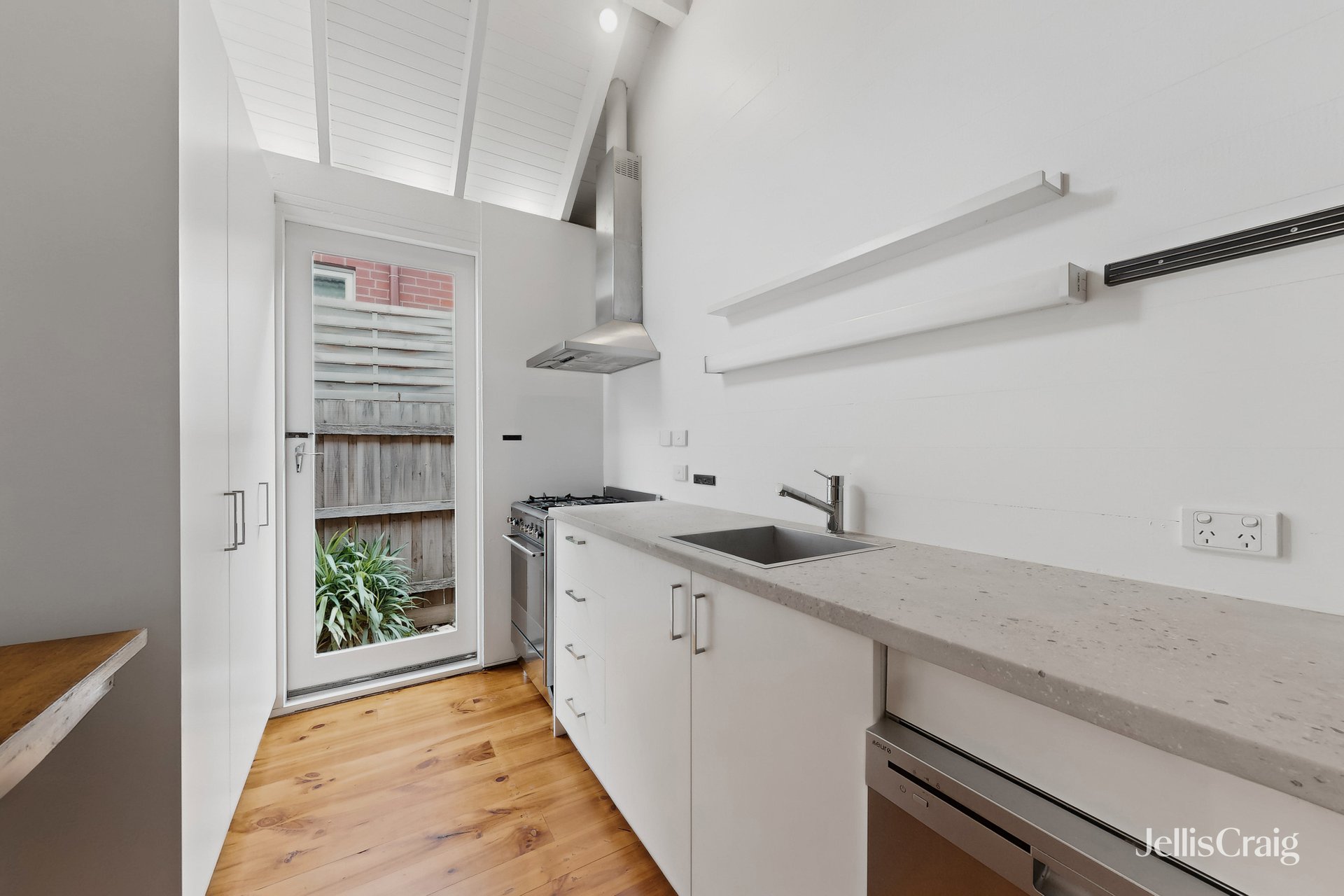 3 Learmonth Street, Moonee&nbsp;Ponds image 7