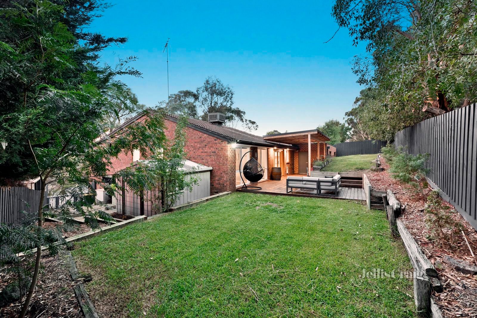 3 Leigh Court, Eltham North image 10