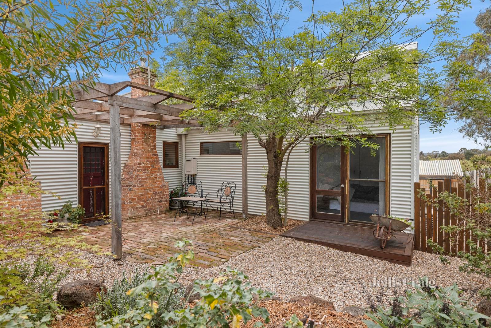 3 Lemon Street, Campbells Creek image 1