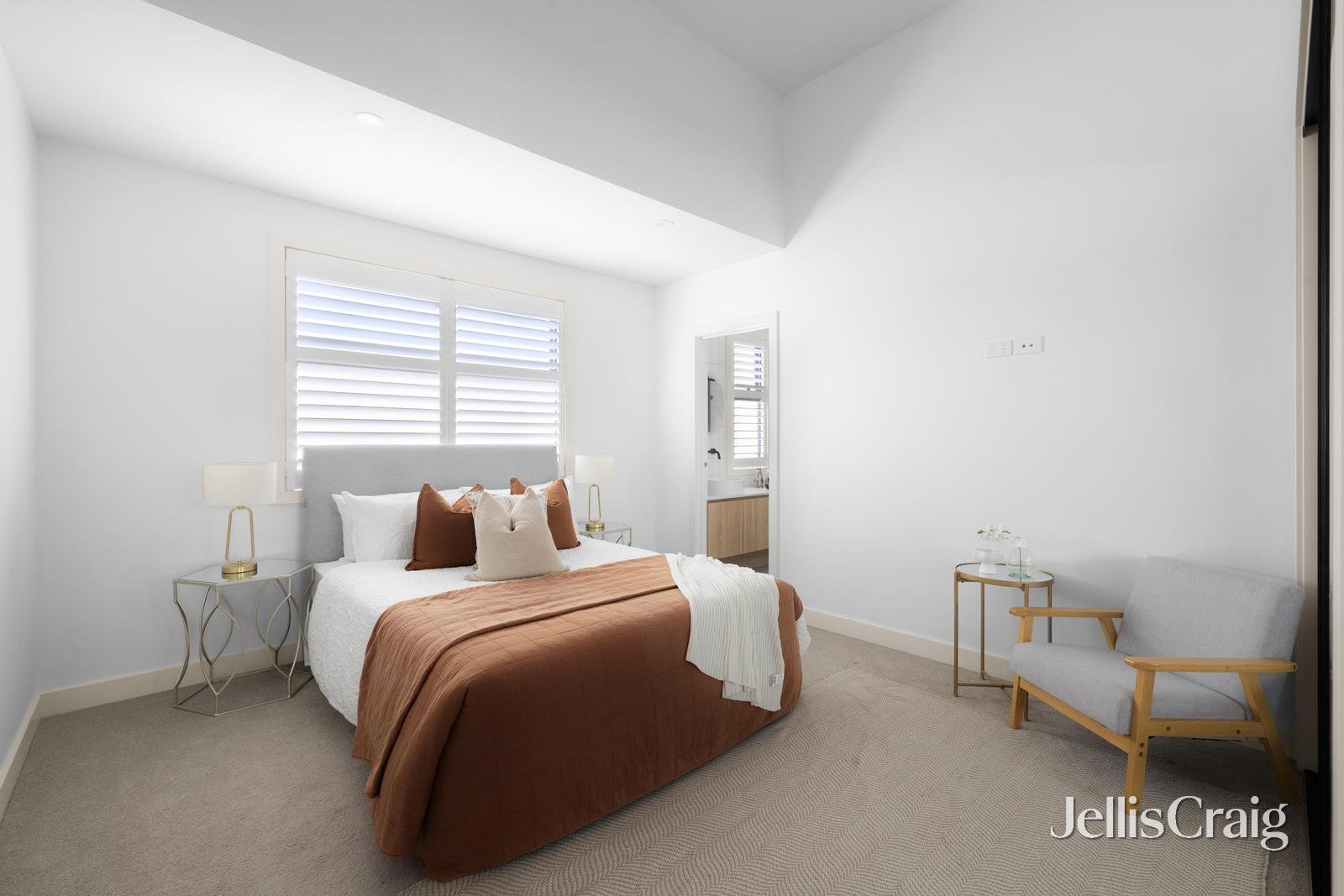 3 Leslie Street, Newport image 6