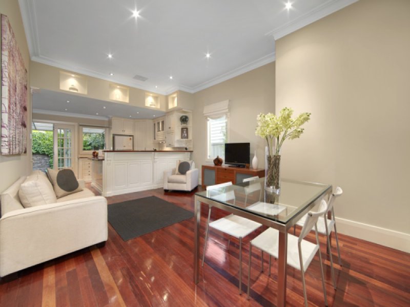 3 Loch Street, Yarraville image 2