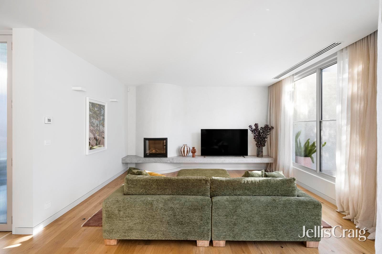 3 Longmore Street, St&nbsp;Kilda&nbsp;West image 3