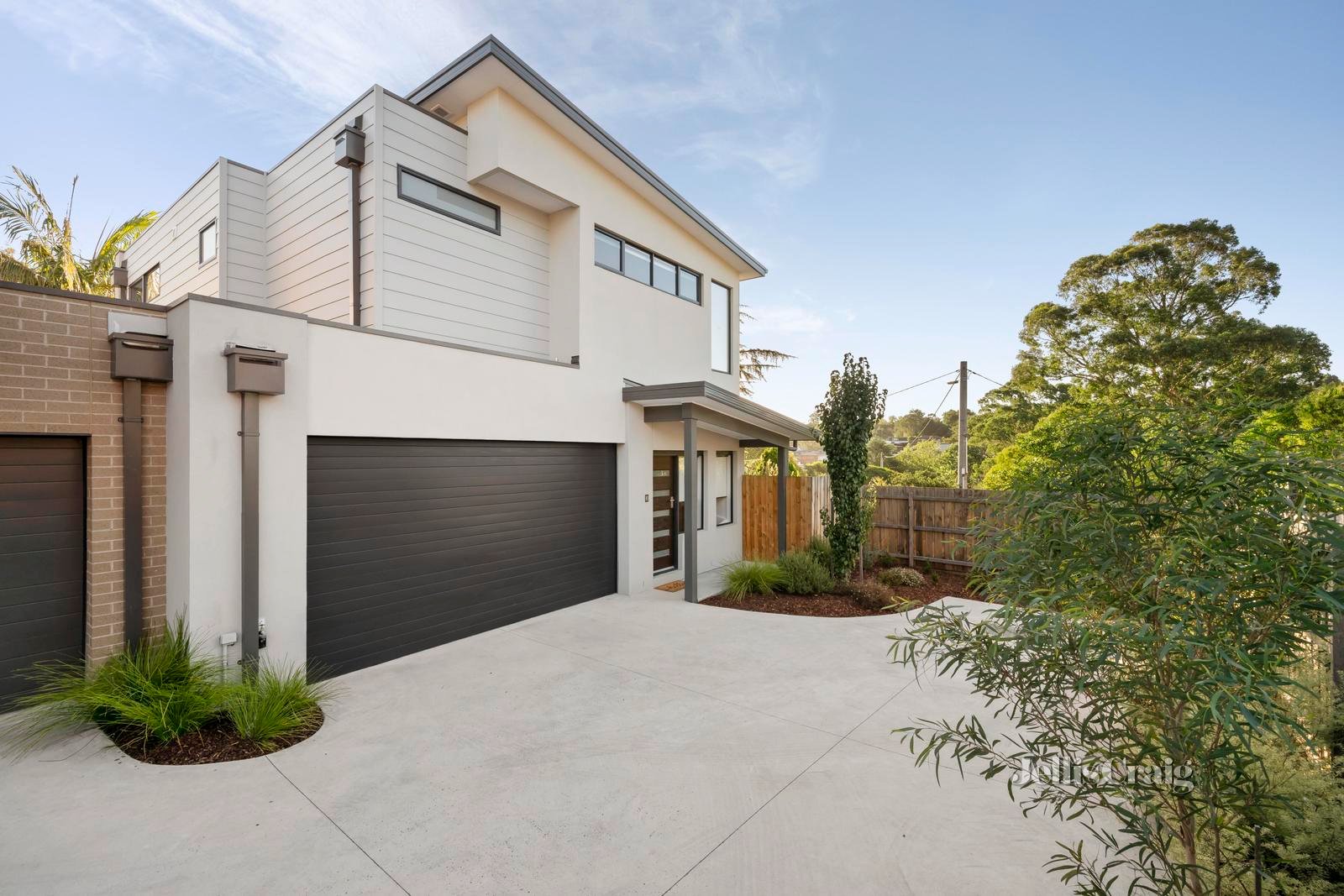 3 Lotus Close, Mooroolbark image 1